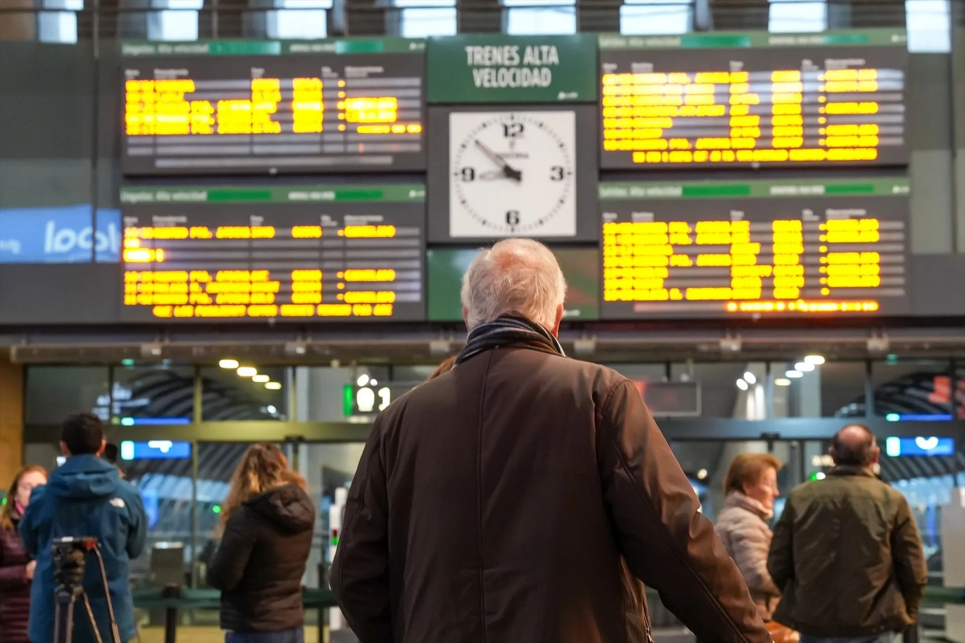 Estación de trenes. EP