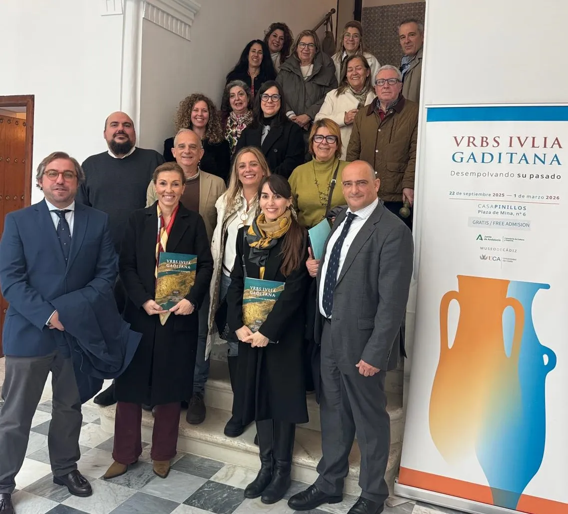 Asistentes al acto en la Casa Pinillos