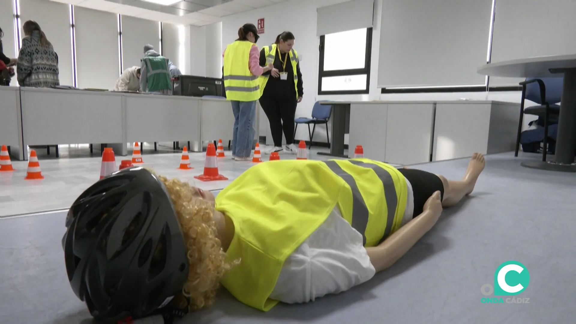 Distintos materiales recrean las demostraciones lo mas parecido a situaciones reales