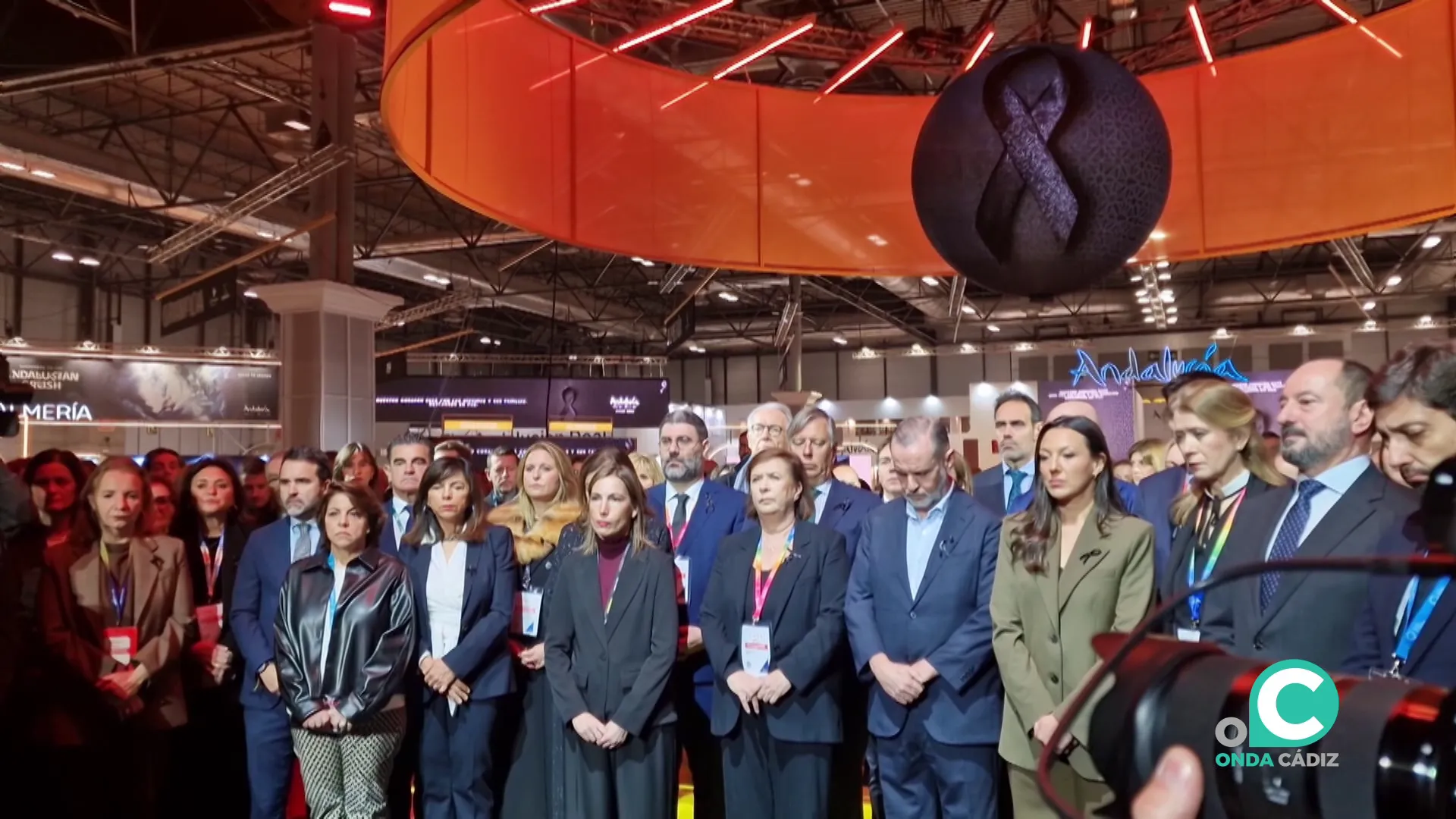 Un momento del acto por el accidente ferroviario de Córdoba