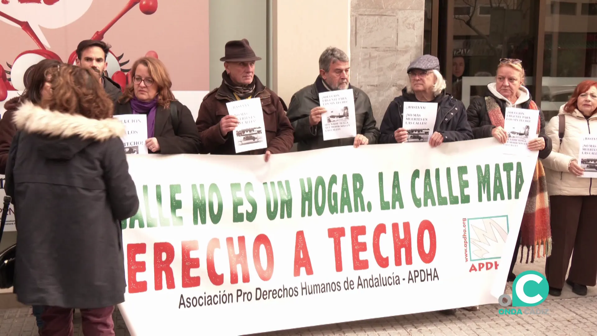 Concentración en la capital gaditana días atras por la muerte de un sin techo en la Alameda
