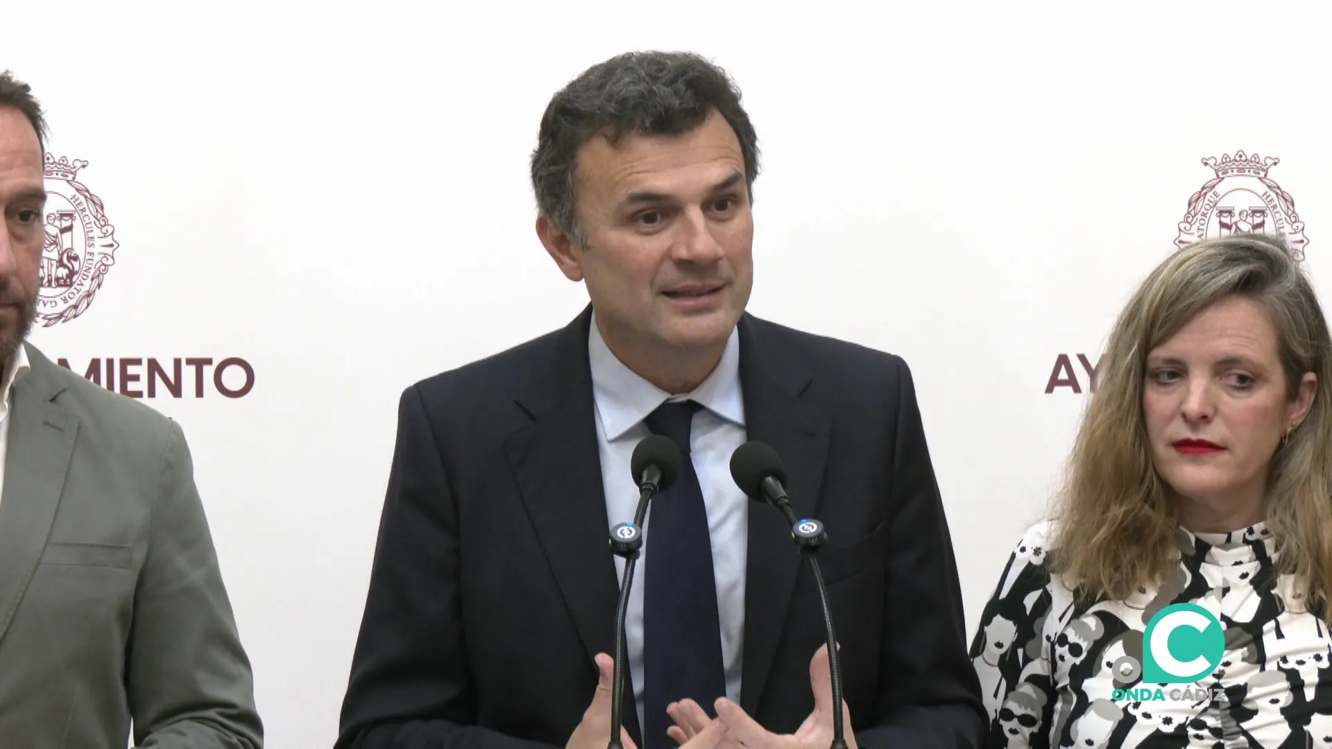 Bruno García atiende a los medios este viernes