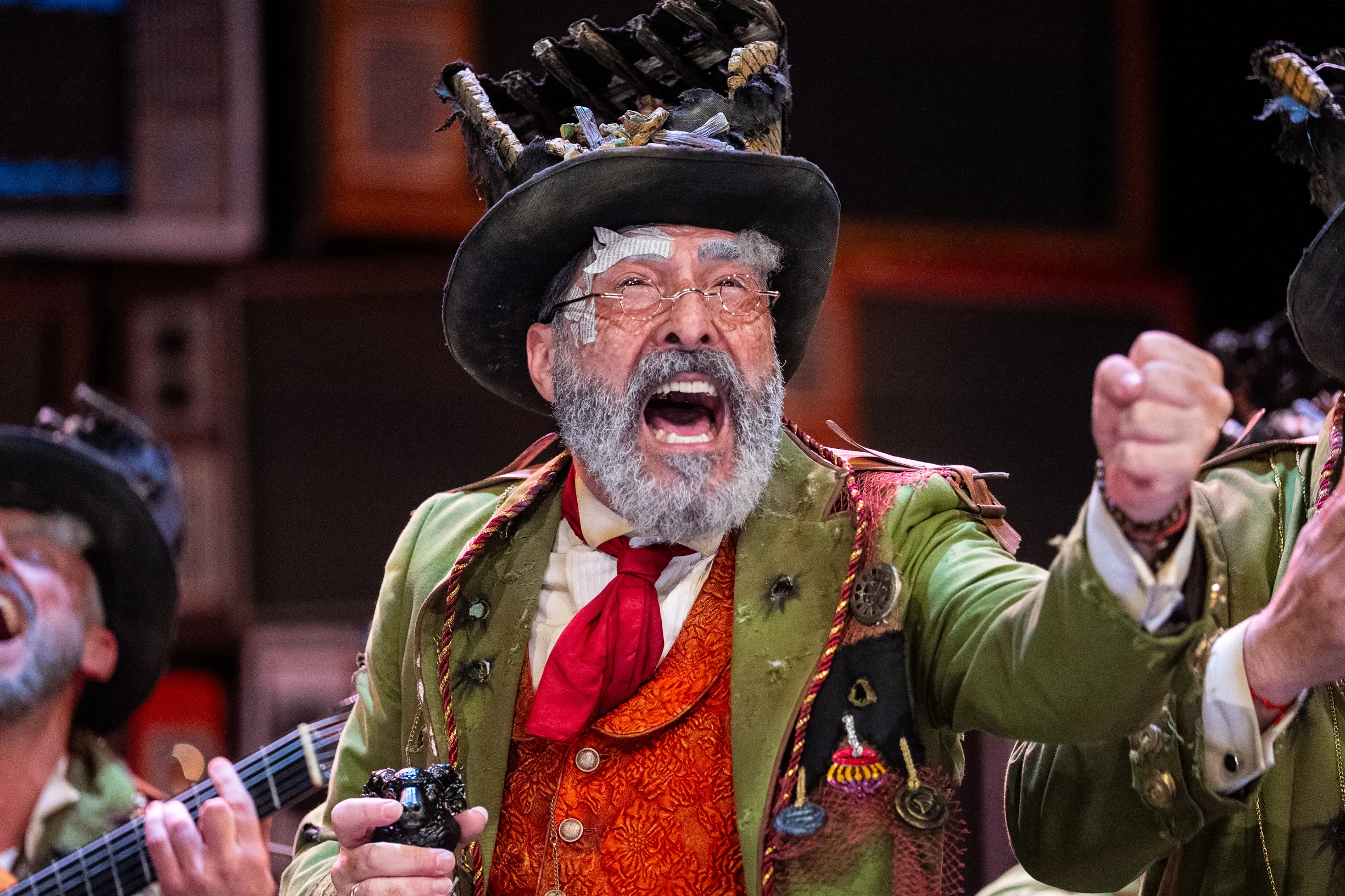 Comparsa, Los humanos