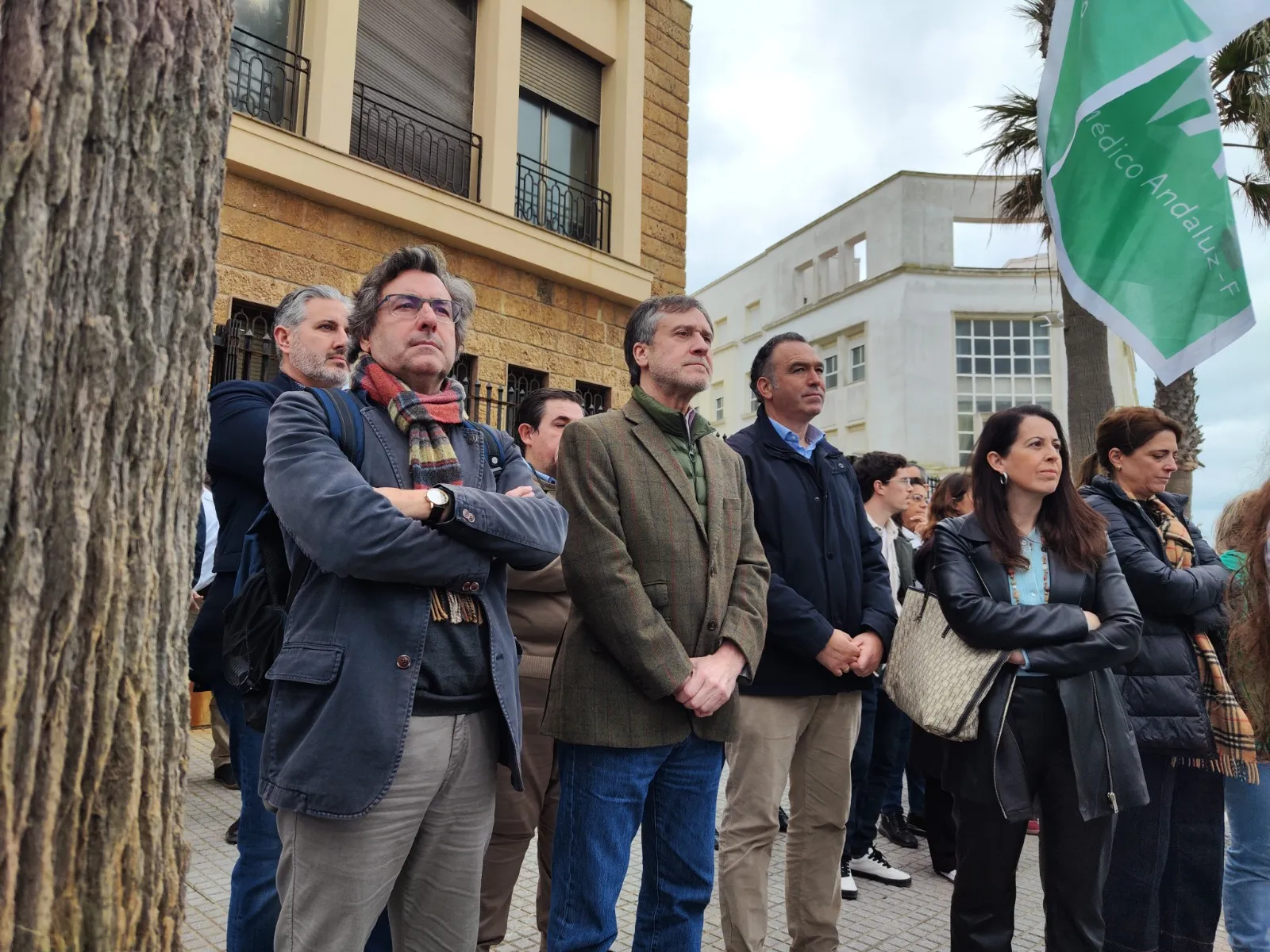 El diputado de VOX por Cádiz en el Parlamento de Andalucía, José Ortell, en la jornada de huelga de médicos convocada en la ciudad. 