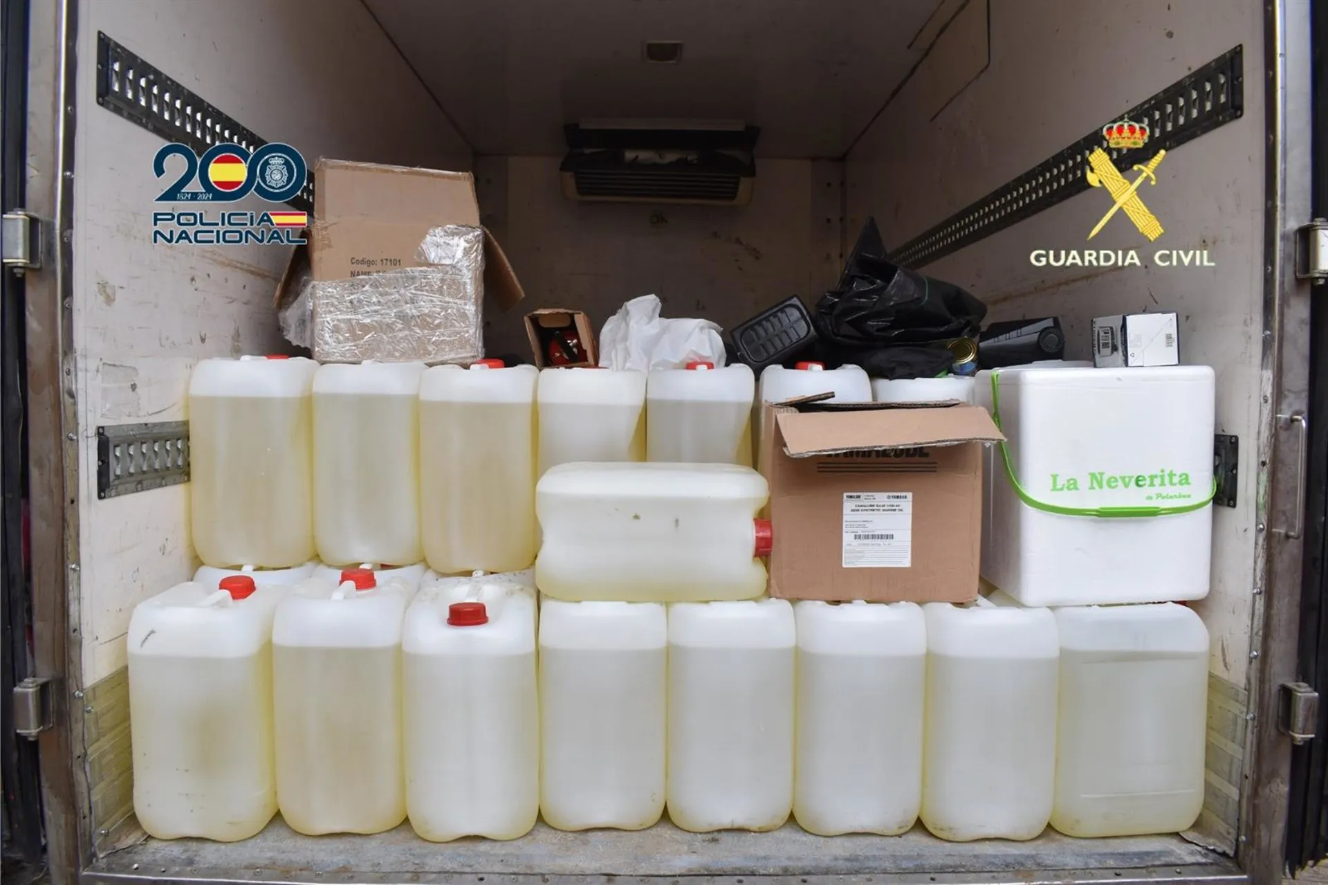 Material intervenido en un vehículo de transporte en la Bahía de Cádiz