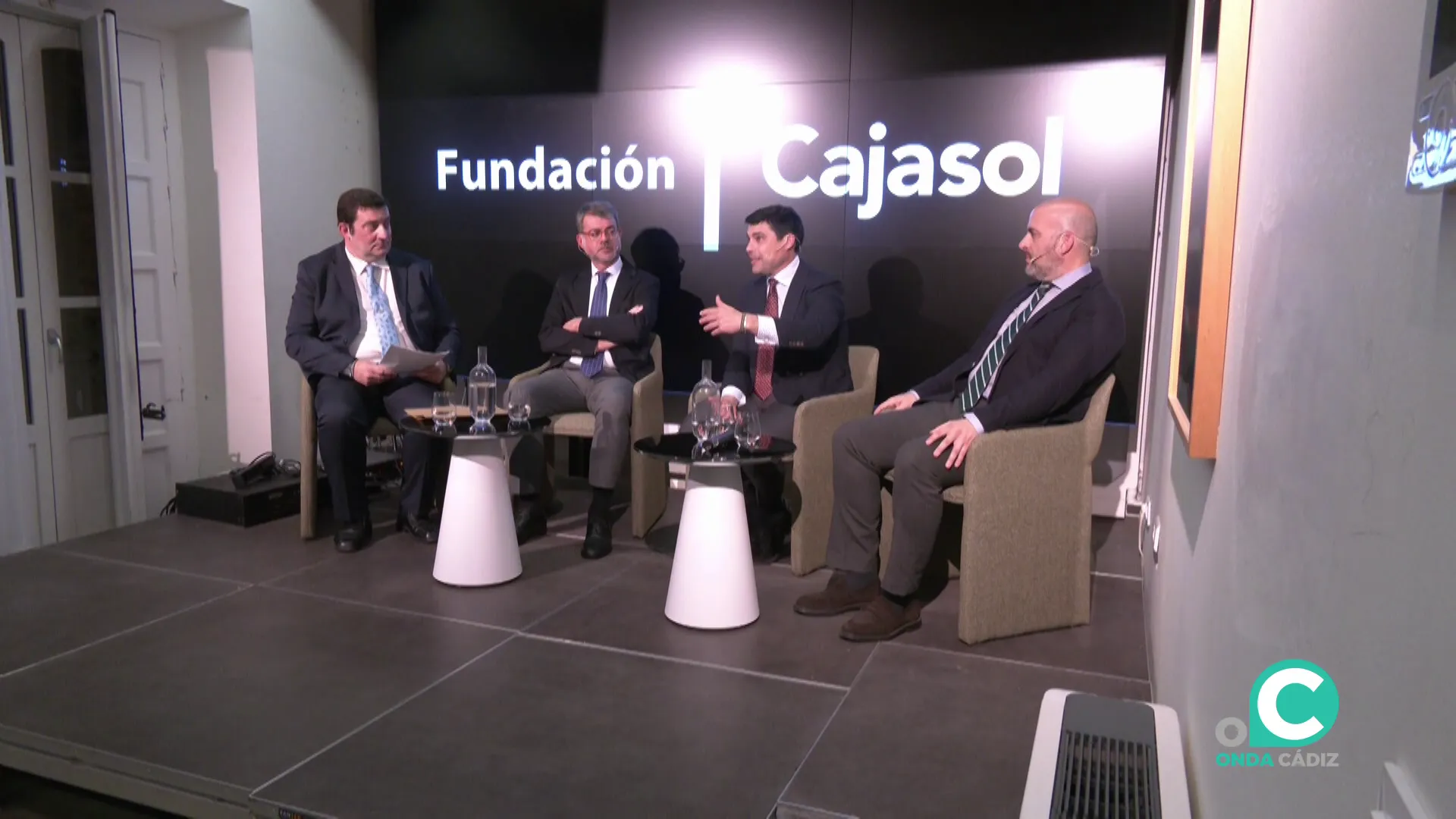 Un momento de la disertación de los invitados que acudieron a este especial foro en la capital gaditano