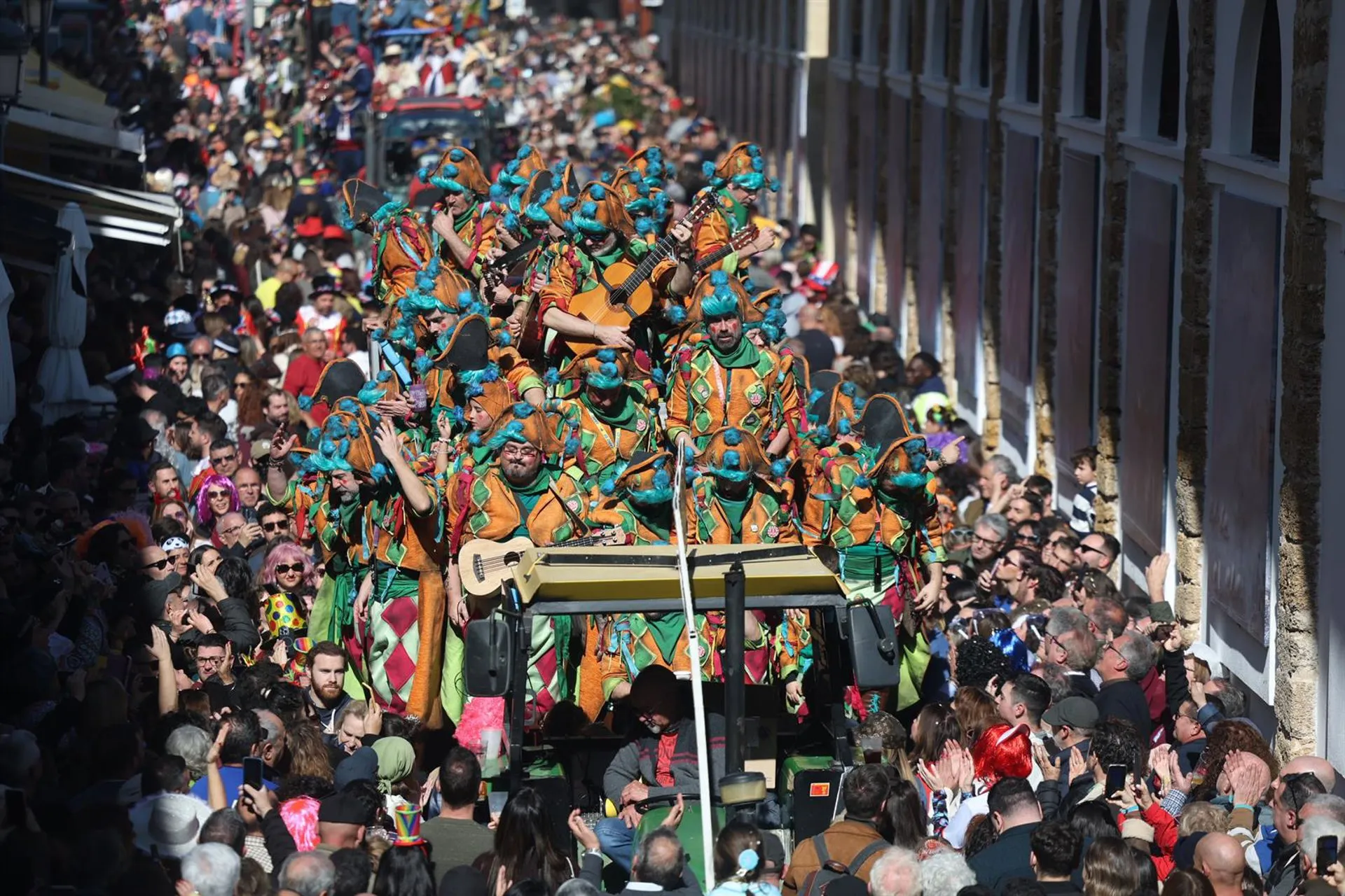 Imágenes del Carrusel de Coros del Carnaval de Cádiz 2026.