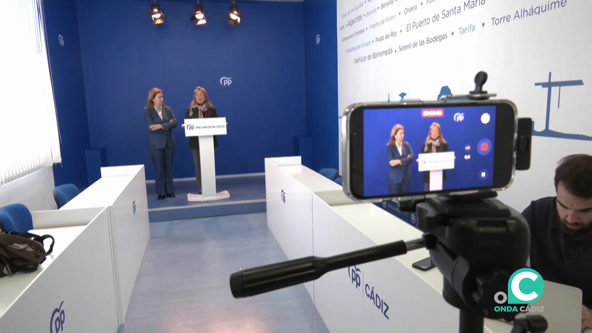 Un momento de la rueda de prensa en la sede de la formación de la capital gaditana ofrecida este lunes