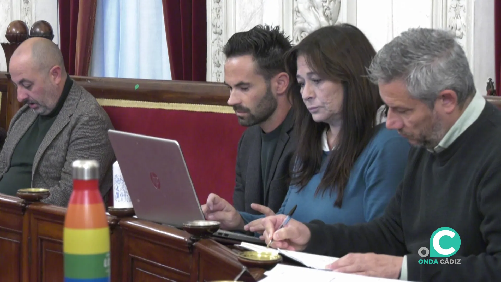 Concejales de Adelante izquierda Gaditana durante un Pleno en una imagen de archivo