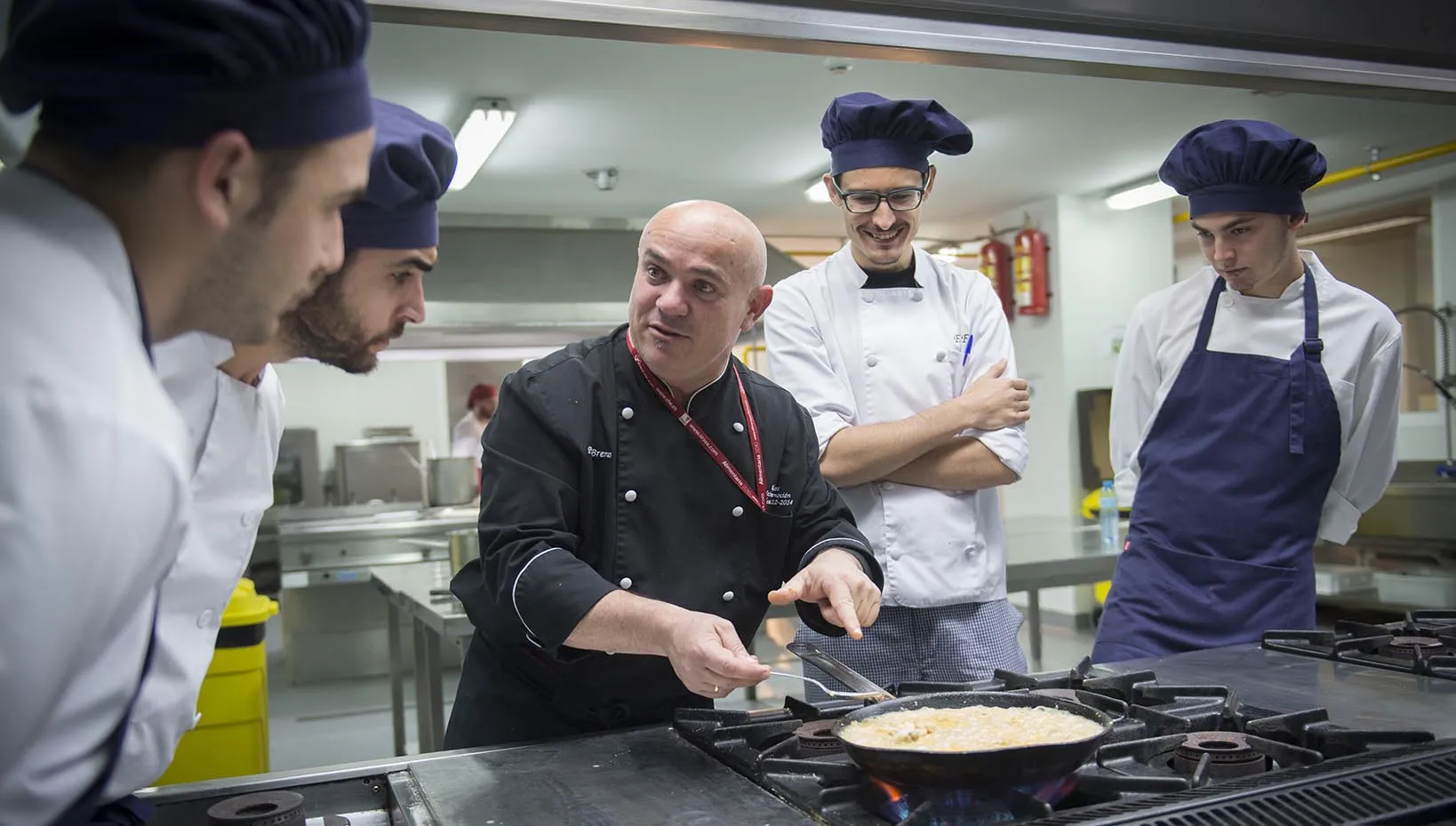 Docente durante una de las clases impartidas 
