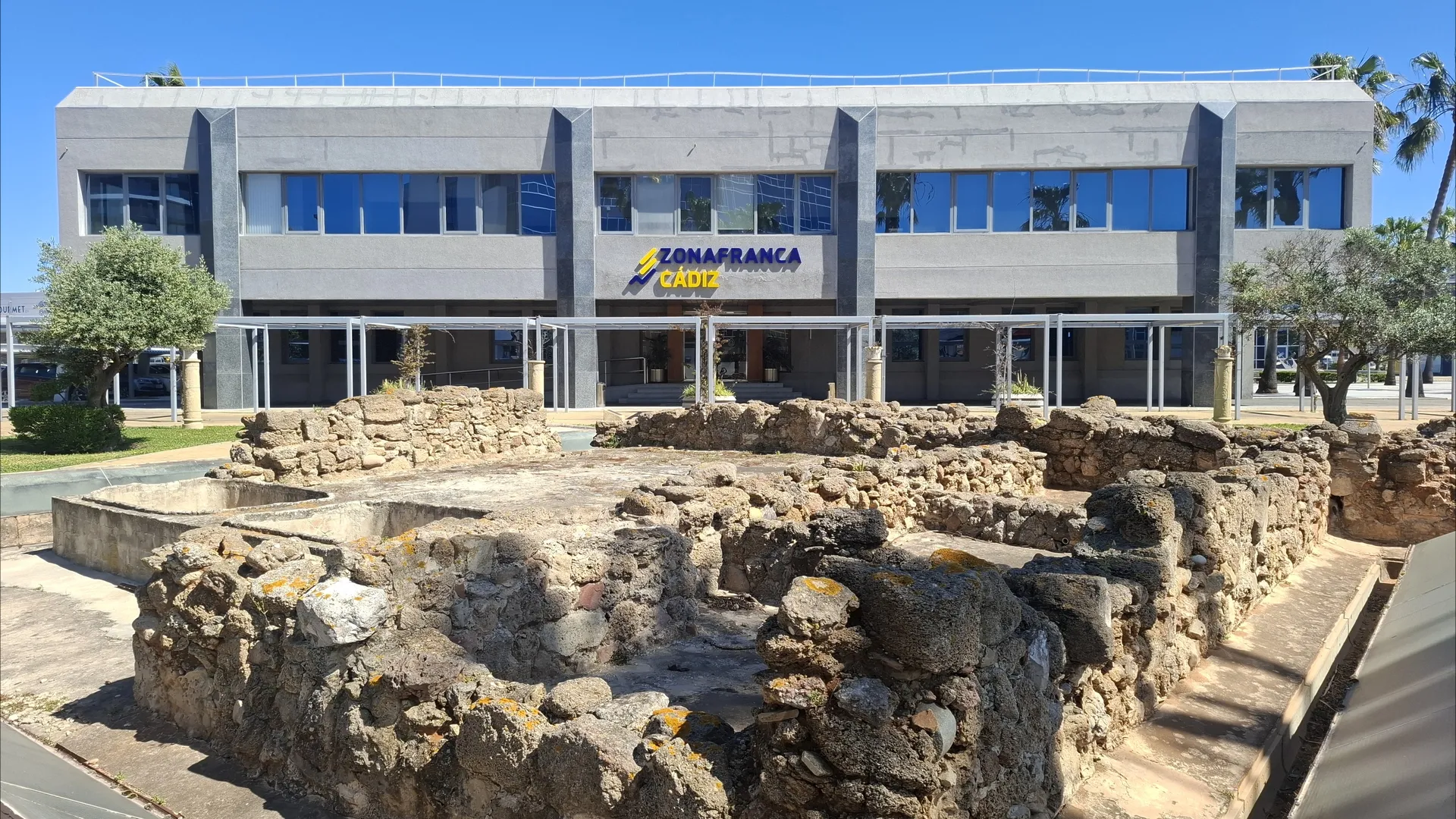 Imagen recinto interior de la Zona Franca 