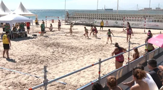 Los torneos se celebrarán hasta el próximo 9 de agosto en este espacio ubicado en la playa Victoria