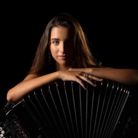  La acordeonista Sofía Ros.