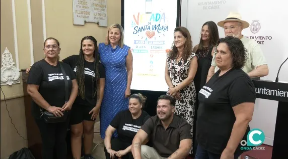 La actividad cuenta con el apoyo del Ayuntamiento, la asociación de vecinos y Cádiz Centro
