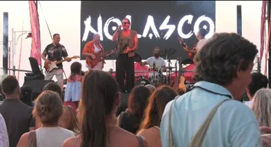 Mucho público disfruto de los recitales en la zona de la playa