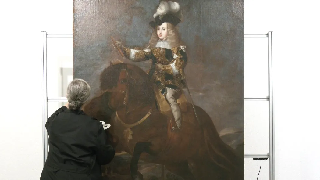 El retrato ecuestre del niño rey Carlos II del Museo de Cádiz se restaura antes de ir al Prado.