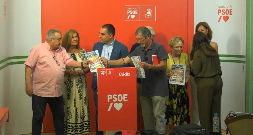 El PSOE y los sindicatos reivindican el aumento de los recursos para la asistencia y las prestaciones de las personas mayores.
